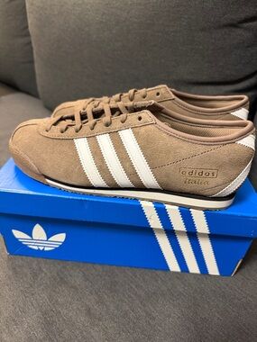 adidas Italia Suede Sneakers in Brown and White